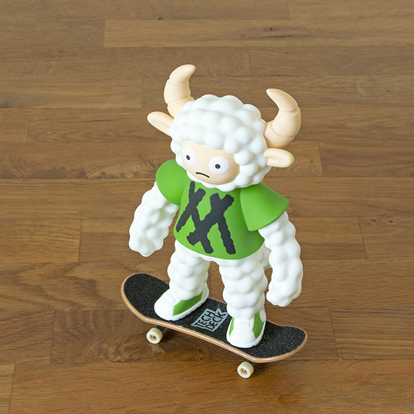 yTC聕V[tziCXCNI \trl` }bV Rmn̏i摜6