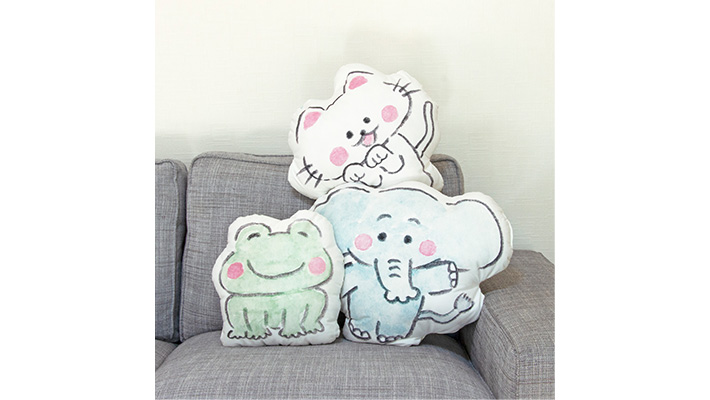 たいそうするゾウ ダイカットクッション（かえる・ぞうさん・ねこちゃん） 絵本ナビ