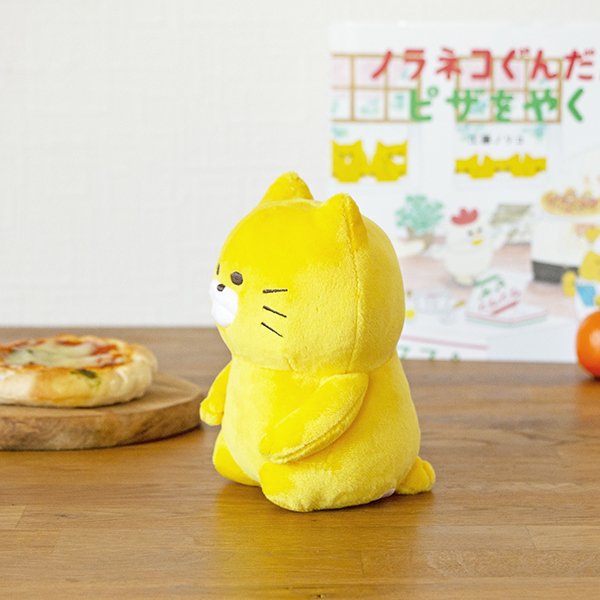 ノラネコぐんだん ぬいぐるみ はんせい S | 絵本ナビ ｜ グッズ